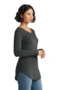 Side model photo