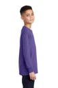 Side model photo